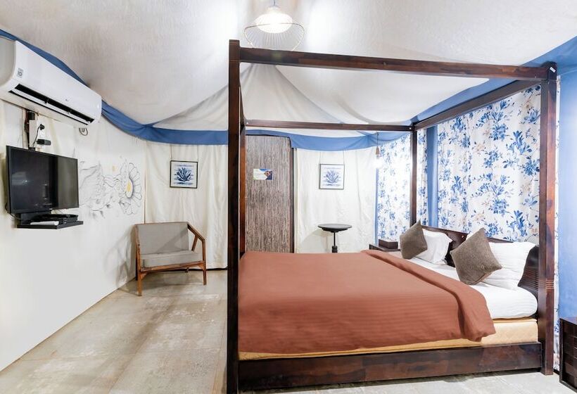 Deluxe Tent, Forest Hills At Tala