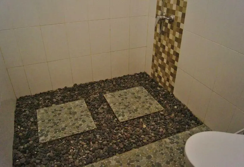 Deluxe-huone, Ghamed Sari