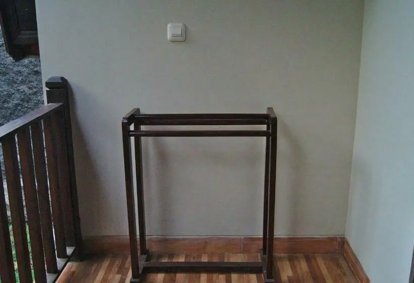 Deluxe-huone, Ghamed Sari