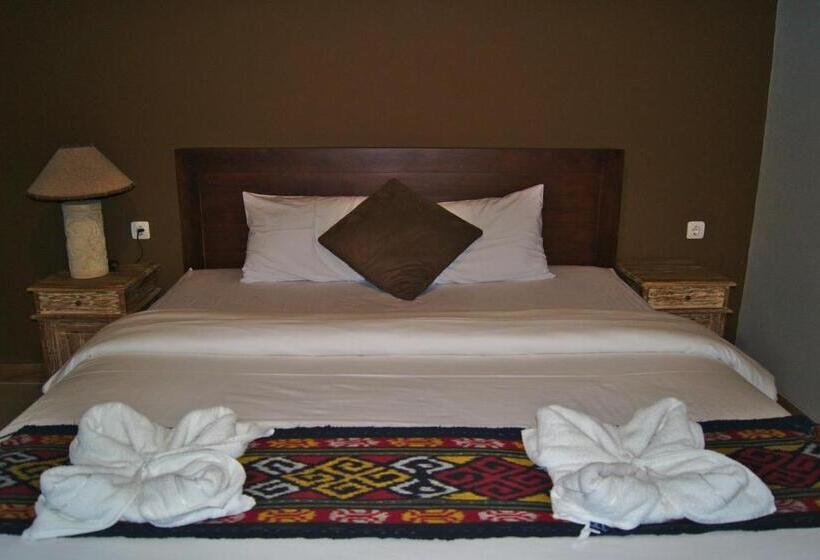 חדר סטנדרט פנימי, Ghamed Sari