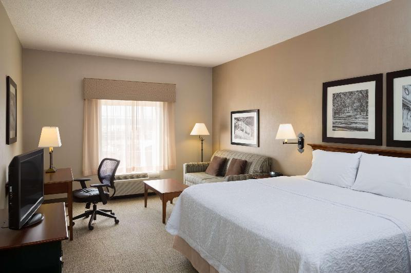 חדר דלוקס, Ghamed Sari