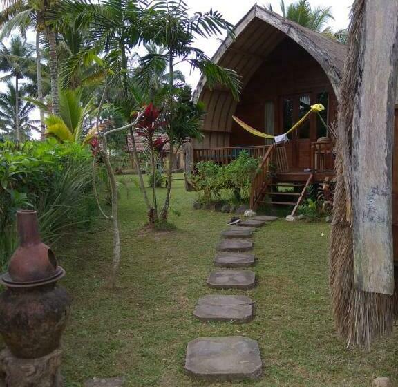 Deluxe Rum, Hakiki Inn Bungalows