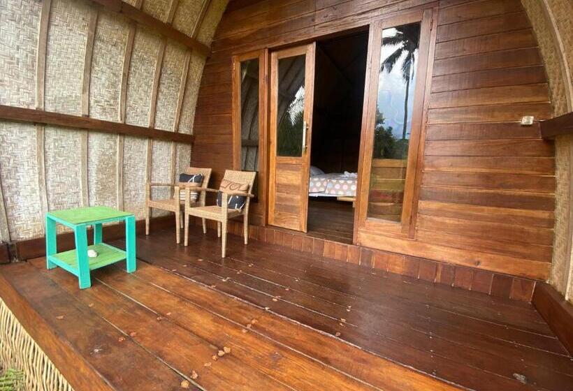 Deluxe Rum, Hakiki Inn Bungalows