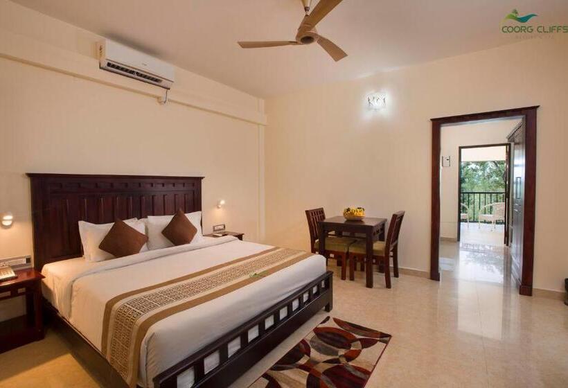 غرفة ديلوكس مزودة بشرفة, Coorg Cliffs Resorts