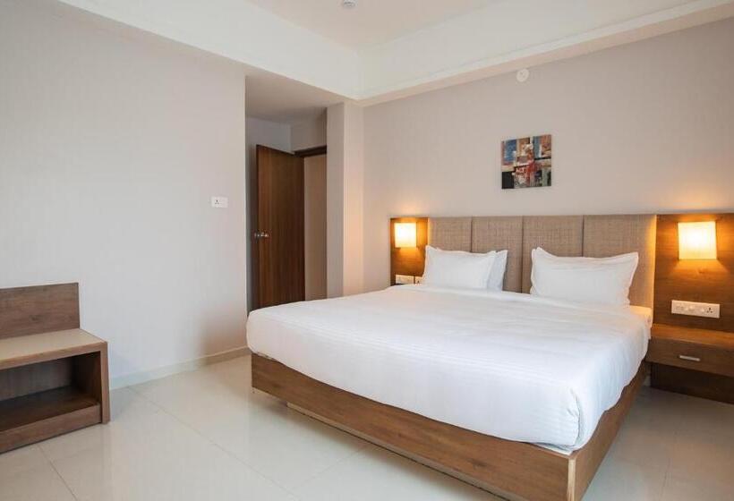 جناح, Royal Residency