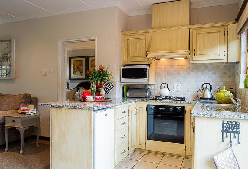 קוטג' דלוקס, Glen Ormond Country House