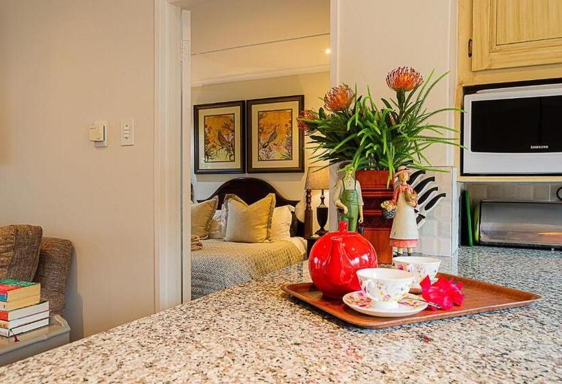 קוטג' דלוקס, Glen Ormond Country House