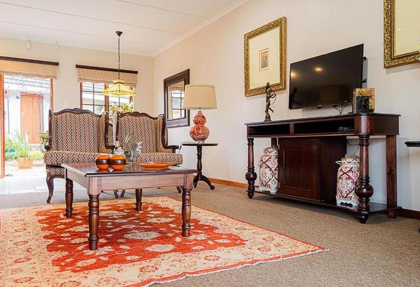 קוטג' דלוקס, Glen Ormond Country House