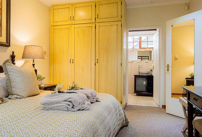 קוטג' דלוקס, Glen Ormond Country House