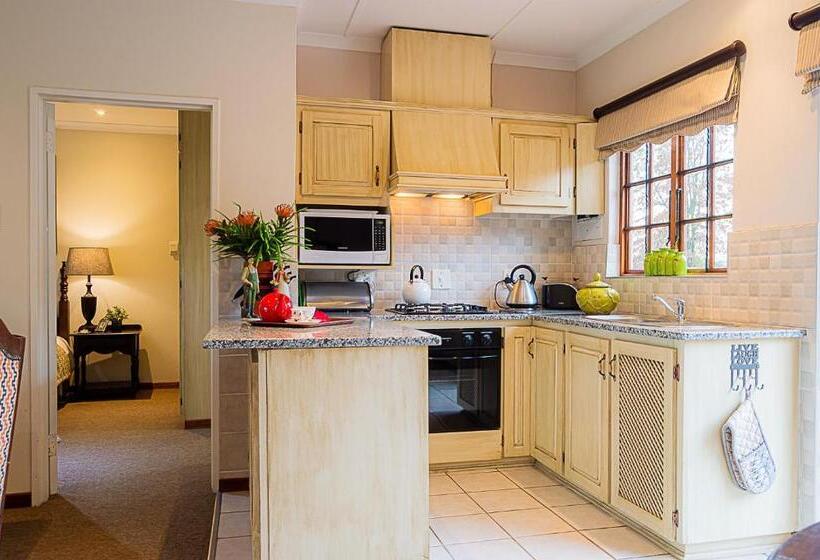 קוטג' דלוקס, Glen Ormond Country House