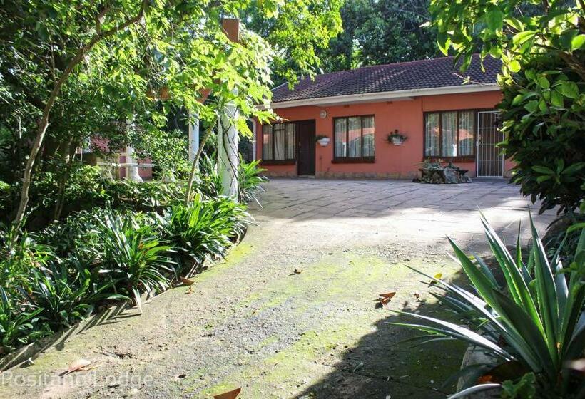 Номер Стандарт Вид на Бассейн, Positano Lodge