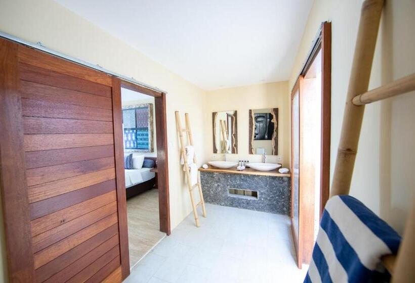 וילה בת 2 חדרי שינה, The Club Villas Lombok