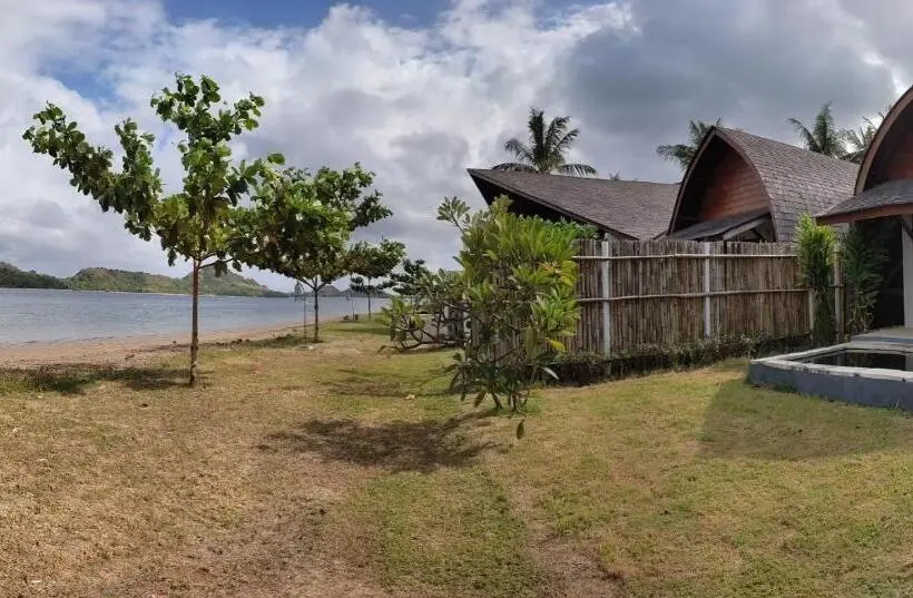 オーシャンビュースイート, The Club Villas Lombok