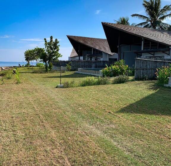 Вилла с 1 спальней и бассейном, The Club Villas Lombok