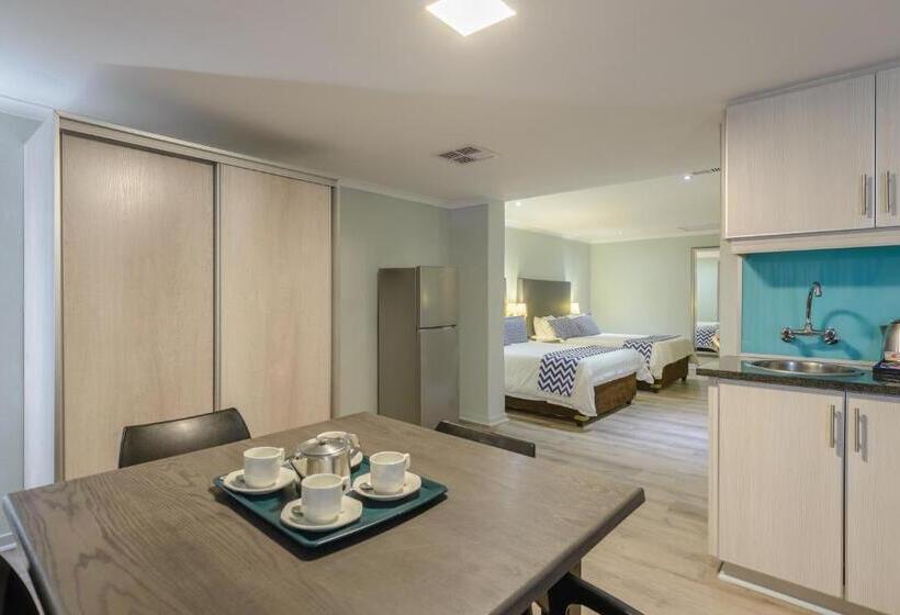 غرفة ديلوكس رباعية, St Michaels Sands Hotel & Time Share Resort