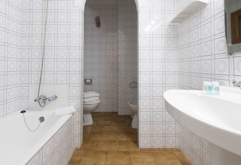 Студио Стандарт с Балконом, Apartamentos Orosol 2 By Typic Hotels