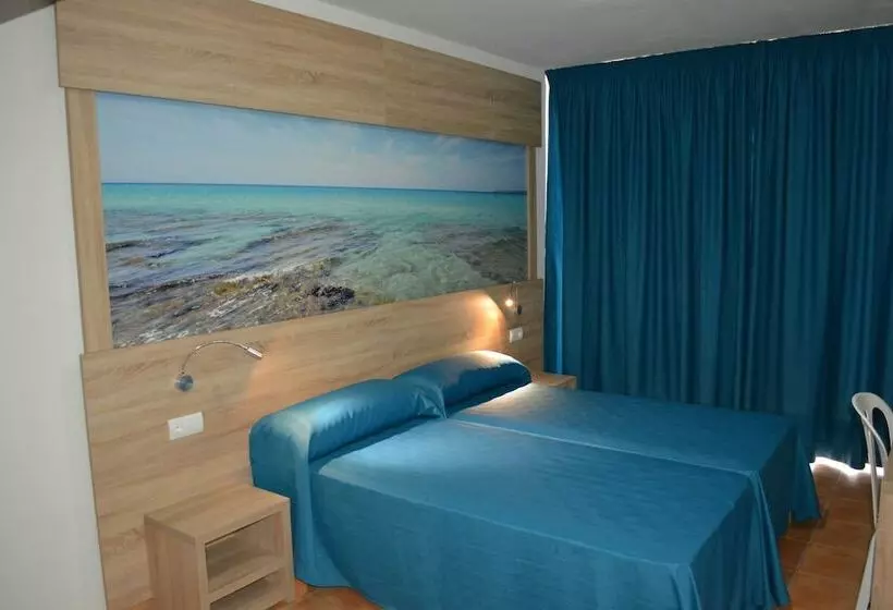 スーペリアールーム, Hostal Anibal Ibiza
