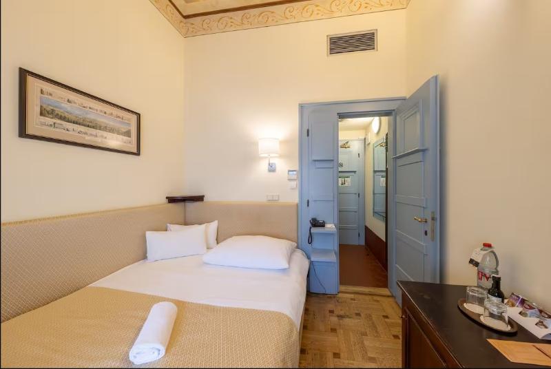 اتاق استاندارد یک نفره, Elite Prague