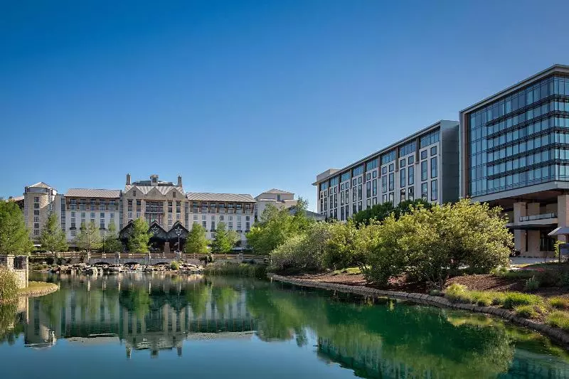 اتاق استاندارد با تخت دو نفره بزرگ برای معلولان, Gaylord Texan Resort And Convention Center