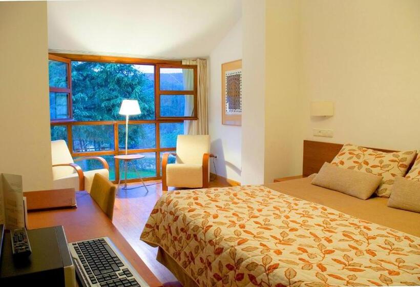 غرفة قياسية, Hospederia Hurdes Reales