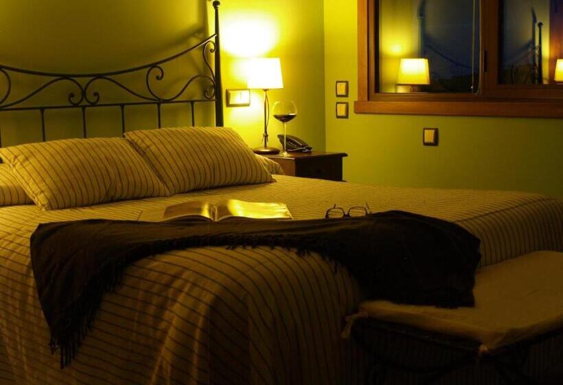 חדר סופריור עם טרסה, Hostal El Cerro  Only Adults