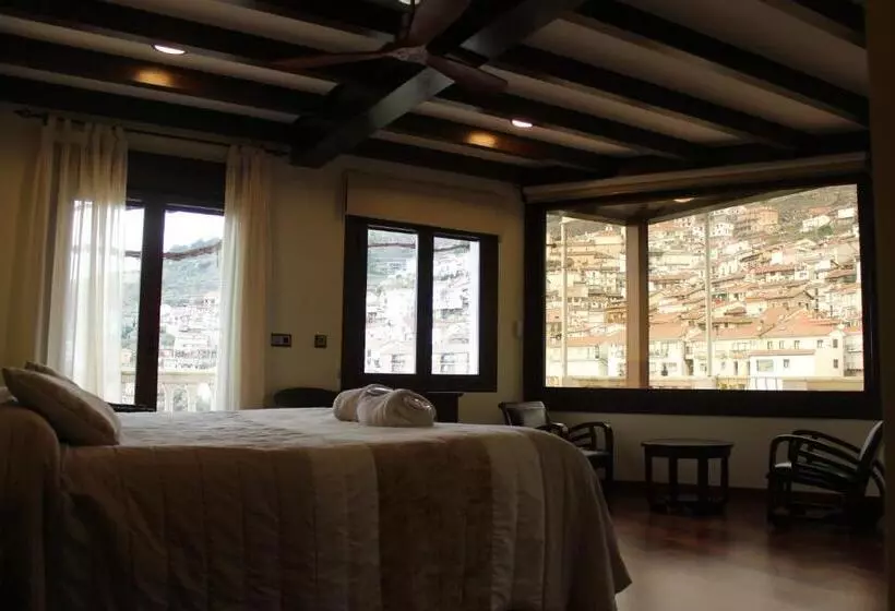 キングサイズベッドのデラックススイート, Hostal El Cerro  Only Adults