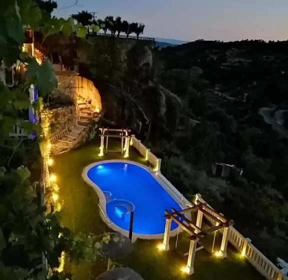 プールビュージュニアスイート, Hostal El Cerro  Only Adults