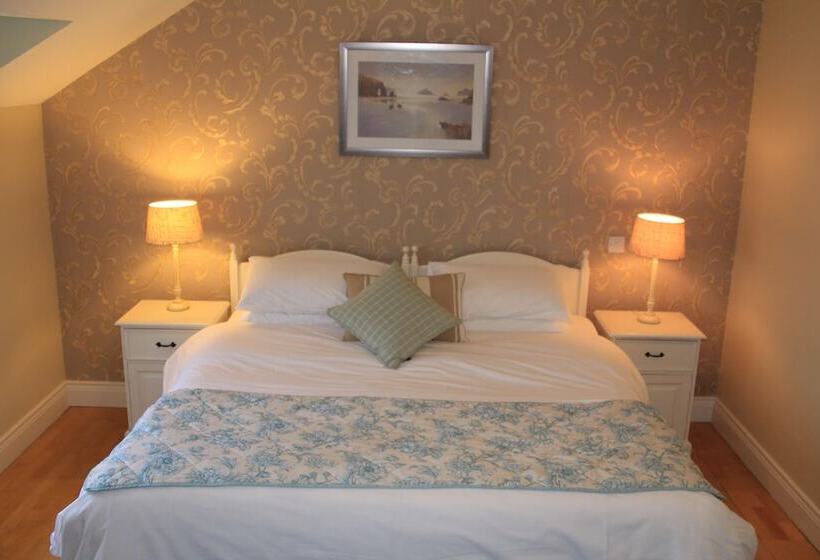 Номер Стандарт, Lake House