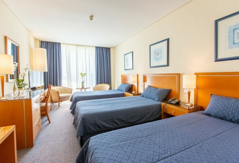 스탠다드 트리플 룸, Ms Vila Nova