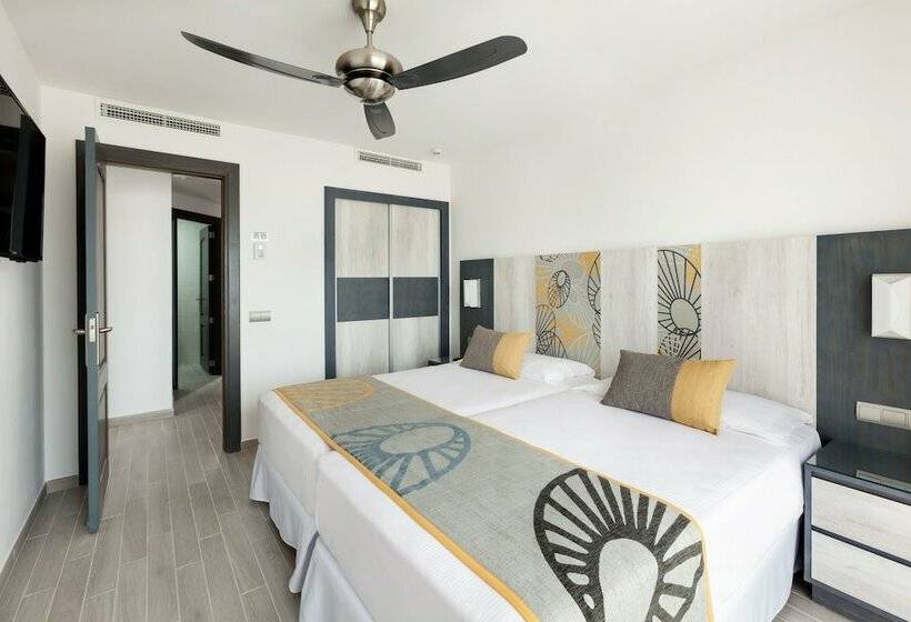 Семейный Номер, Hotel Riu Chiclana - All Inclusive