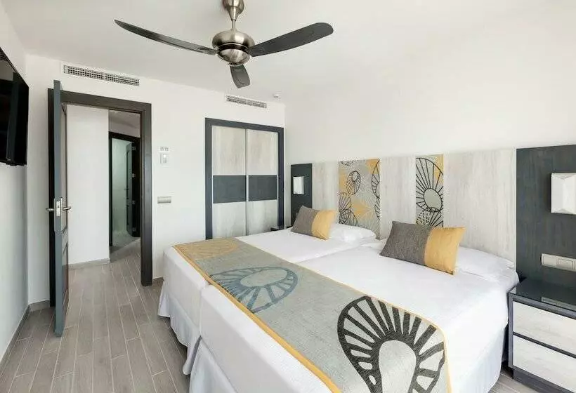 اتاق خانوادگی, Hotel Riu Chiclana - All Inclusive
