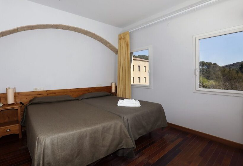 Номер Стандарт, Monestir De Les Avellanes