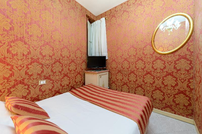 اتاق اکونومی, San Giorgio