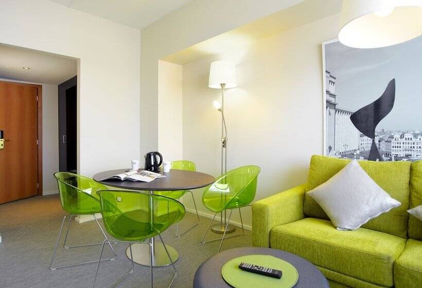 Habitació Superior, Thon Hotel Brussels City Centre