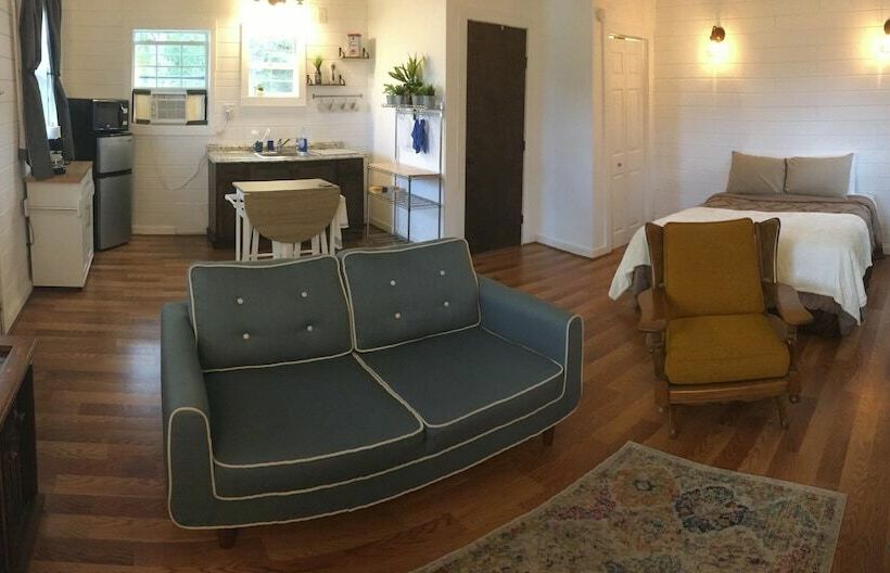 Хижина Deluxe, Night Bird Ranch