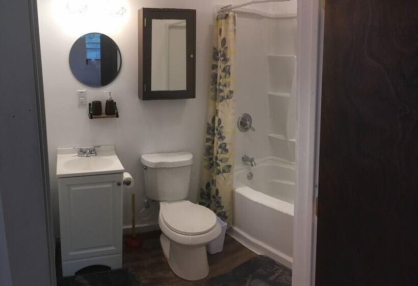 Хижина Deluxe, Night Bird Ranch