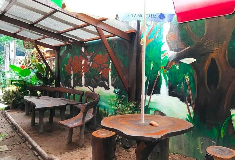 اتاق استاندارد چهار تخته, Ferranco Tourist Inn