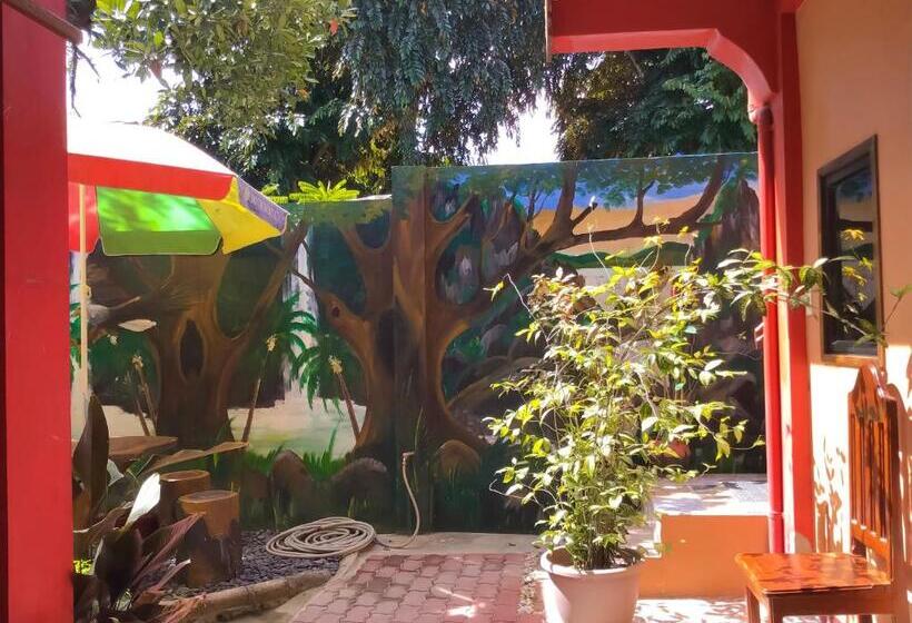 اتاق استاندارد چهار تخته, Ferranco Tourist Inn