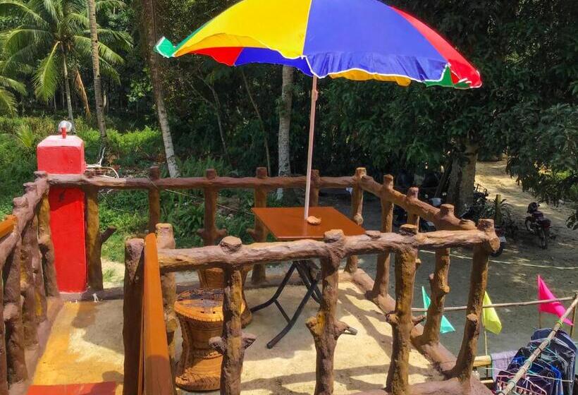 اتاق استاندارد چهار تخته, Ferranco Tourist Inn