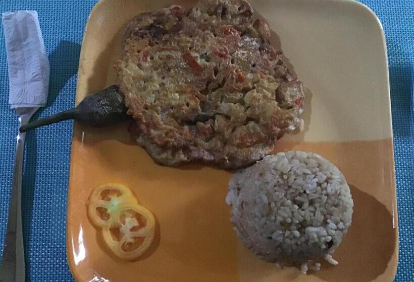 اتاق خانوادگی, Ferranco Tourist Inn