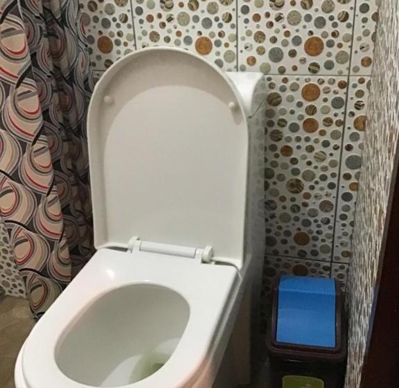 اتاق خانوادگی, Ferranco Tourist Inn