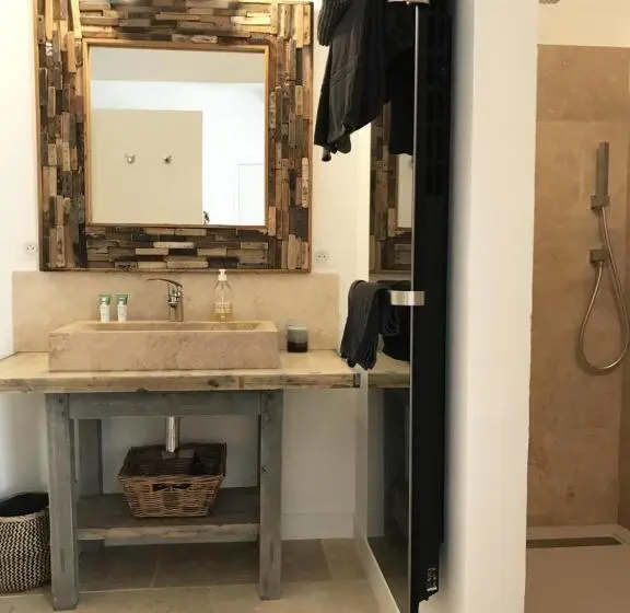 اتاق سوپریور, Bastide Nomade Guest House