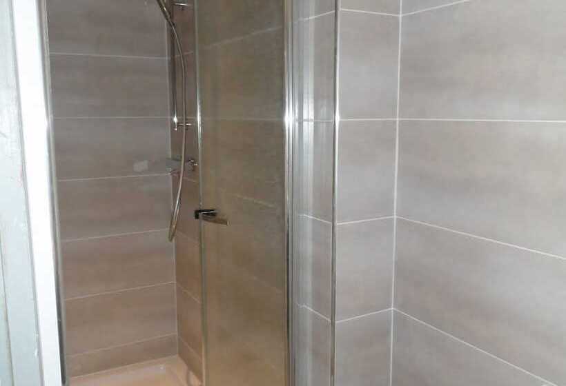 四人标准间, Domaine Castell De Blés