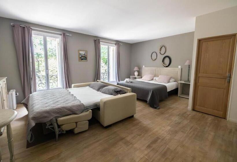 四人标准间, Domaine Castell De Blés