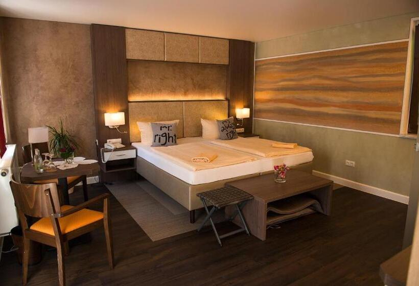 주니어 스위트, Flair Waldhotel Mellestollen