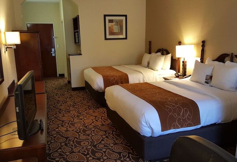 Люкс, Comfort Suites Mobile East Bay