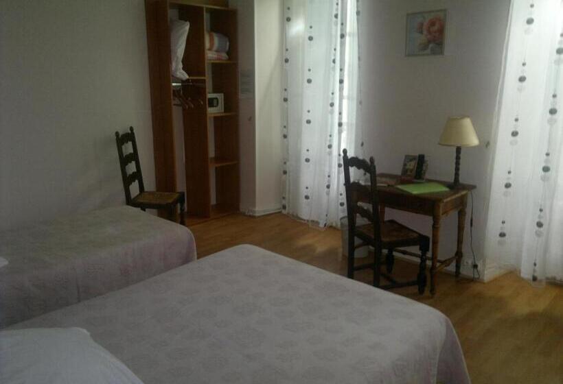 غرفة قياسية ثلاثية, Logis Hôtel De France