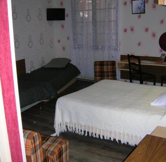 غرفة قياسية رباعية, Logis Hôtel De France