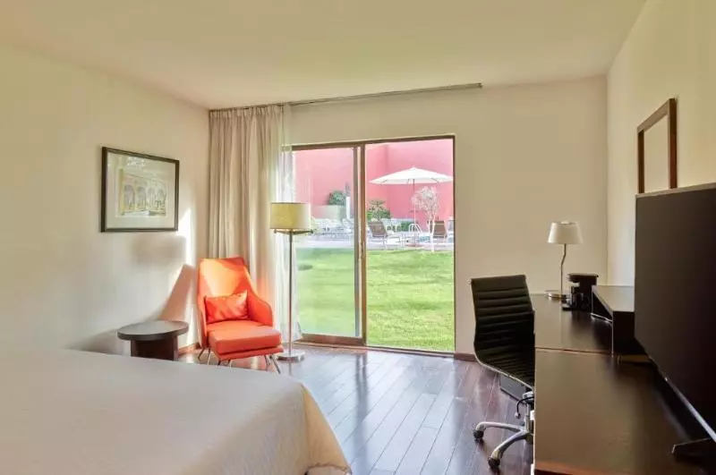 キングサイズベッドのスーペリアルーム, Fiesta Inn Aguascalientes