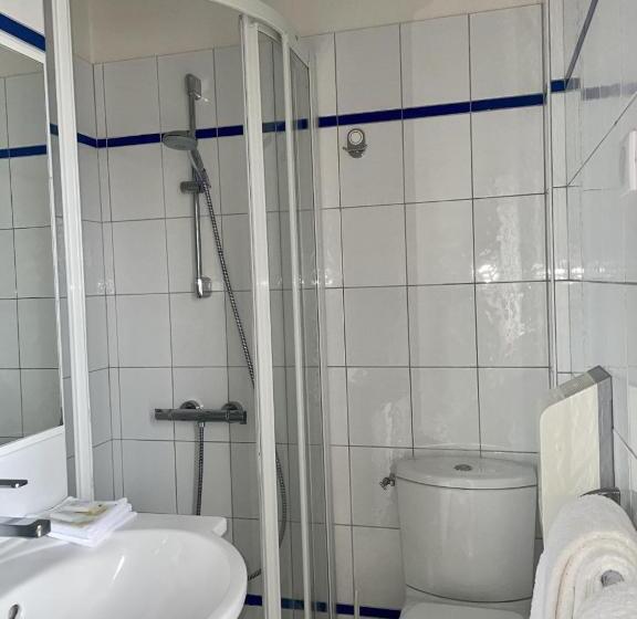 غرفة قياسية مزوَّدة بتراس, Hôtel De La Pointe Du Grouin